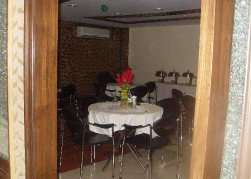 Hotel Ananda Delhi  Exterior photo