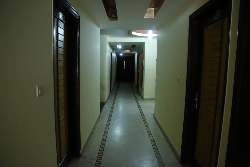 Hotel Ananda Delhi  Room photo